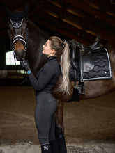 Load image into Gallery viewer, Dressage Saddle Pad, Signature - Black
